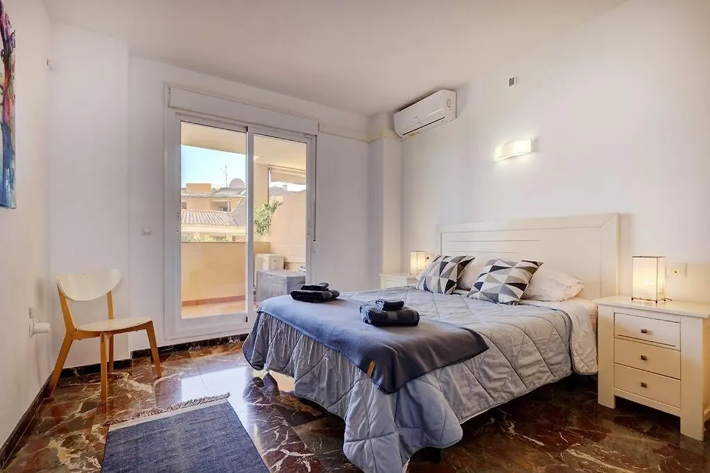 Spacious 2 Bedroom Apartment With Sea View! Fuengirola